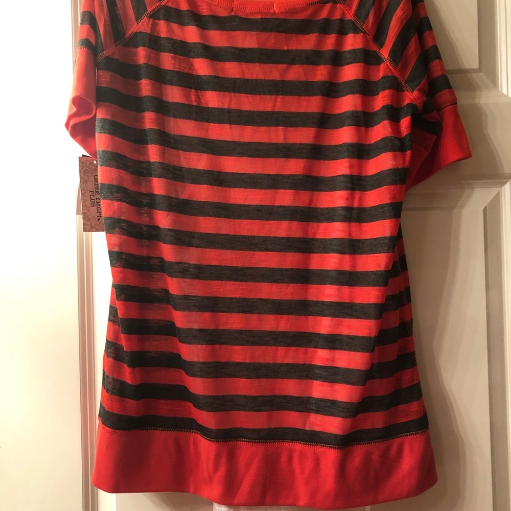 Orange and grey scoop neck shirt - Picture 6 of 6